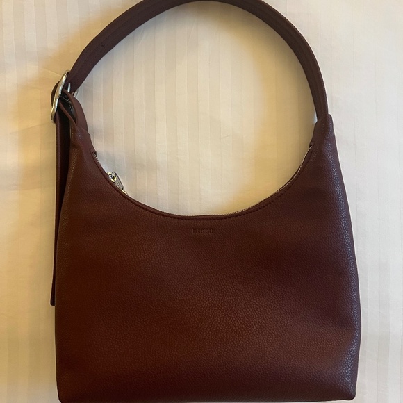 BAGGU Mini Recycled Leather Shoulder Bag - Picture 2 of 11